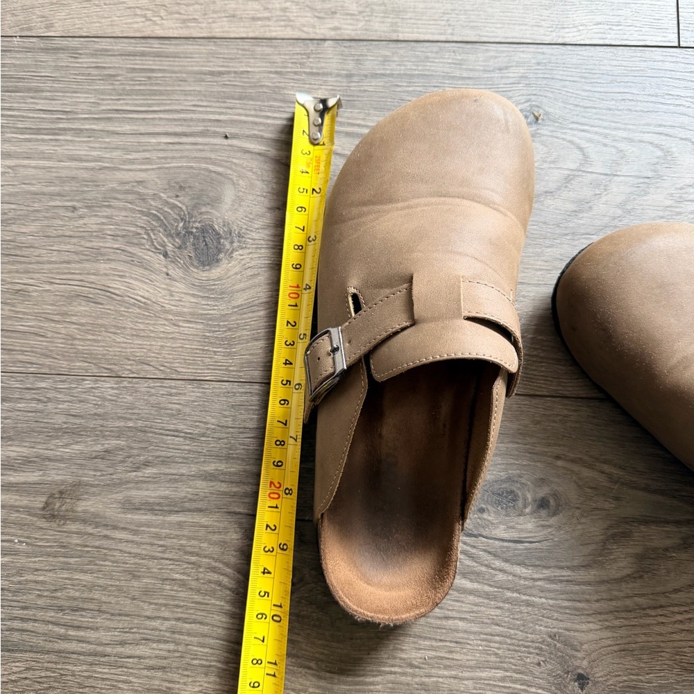 Clogs - Picture 3 of 3
